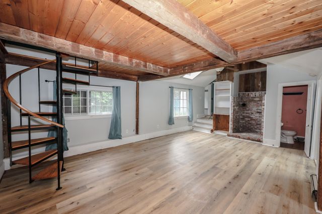3 Depot Street, New Boston, NH 03070