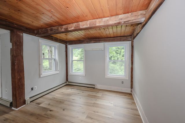 3 Depot Street, New Boston, NH 03070