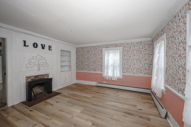 3 Depot Street, New Boston, NH 03070