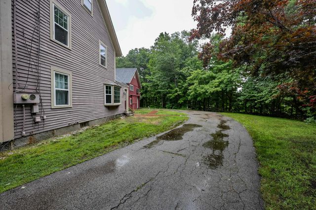 3 Depot Street, New Boston, NH 03070