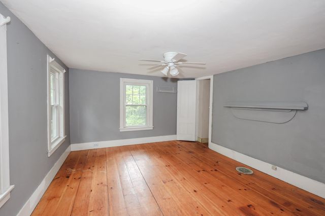 3 Depot Street, New Boston, NH 03070