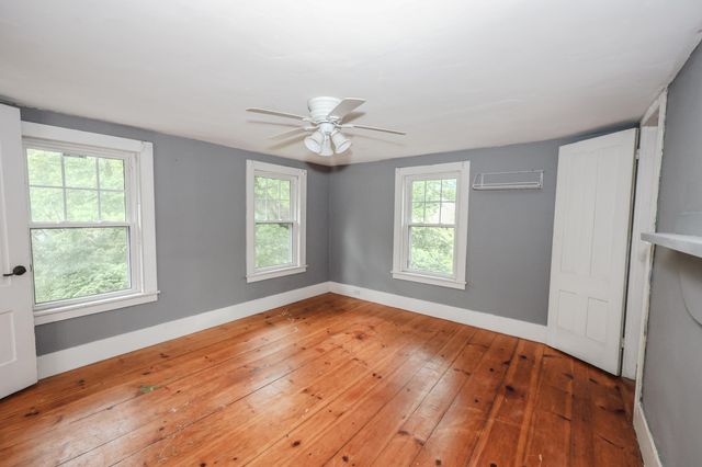 3 Depot Street, New Boston, NH 03070