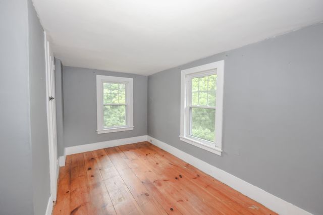 3 Depot Street, New Boston, NH 03070