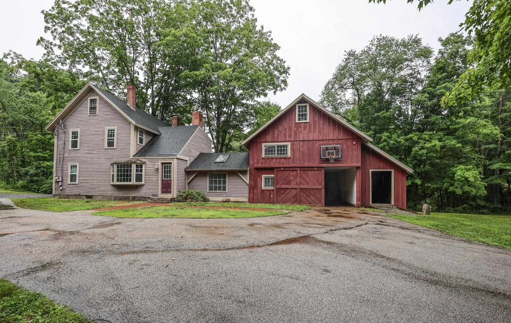 3 Depot Street, New Boston, NH 03070