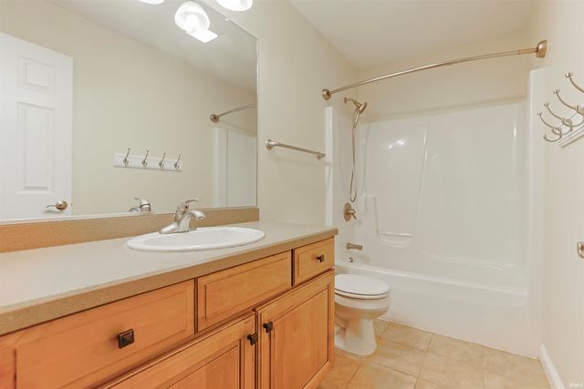 57657 Boulder Court, Goshen, IN 46528