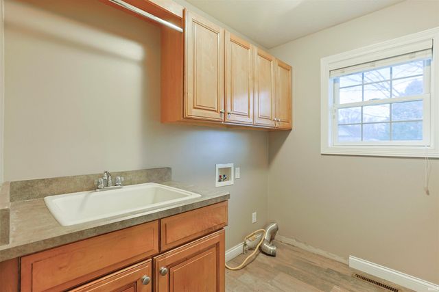 57657 Boulder Court, Goshen, IN 46528