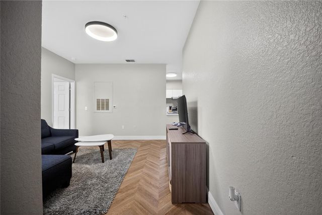 839 GRAND REGENCY POINT 104, Altamonte Springs, FL 32714