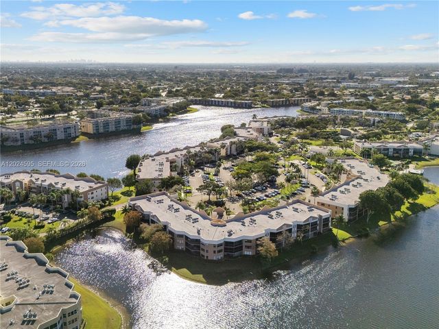 7547 Fairfax Drive 210, Tamarac, FL 33321