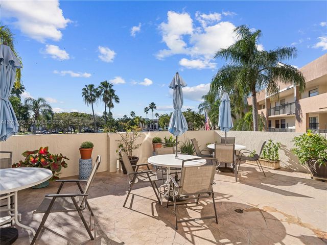 7547 Fairfax Drive 210, Tamarac, FL 33321