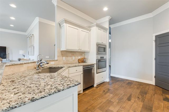 6004 NW 151st Terrace, Edmond, OK 73013