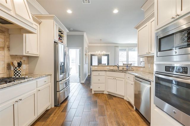 6004 NW 151st Terrace, Edmond, OK 73013