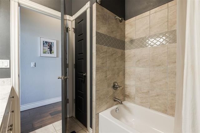 6004 NW 151st Terrace, Edmond, OK 73013