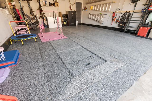 6004 NW 151st Terrace, Edmond, OK 73013