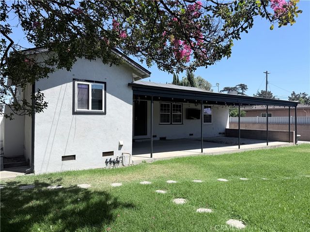527 N San Antonio Avenue, Ontario, CA 91762