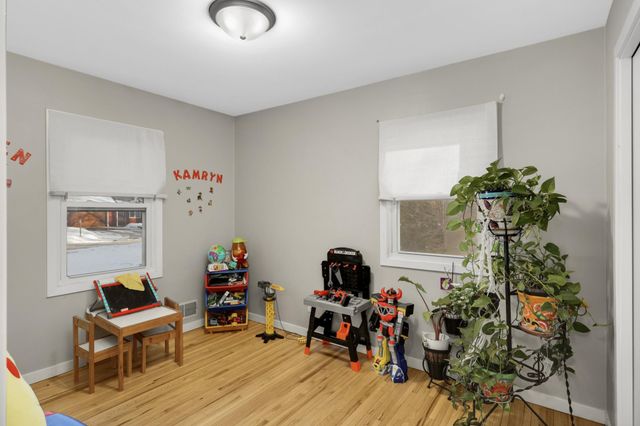 6513 Delaney Avenue, Inver Grove Heights, MN 55076