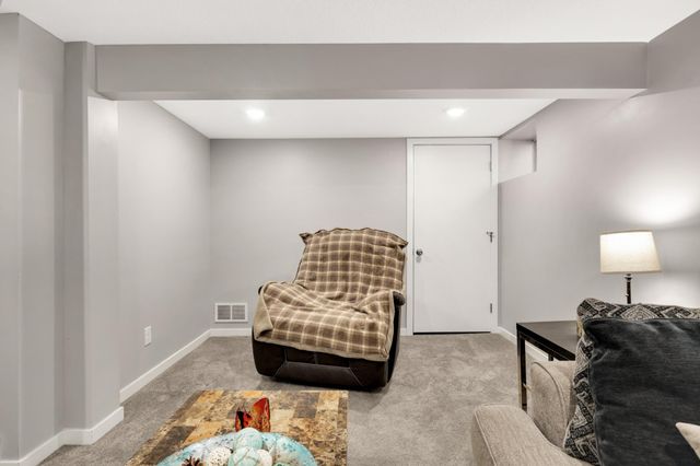 6513 Delaney Avenue, Inver Grove Heights, MN 55076