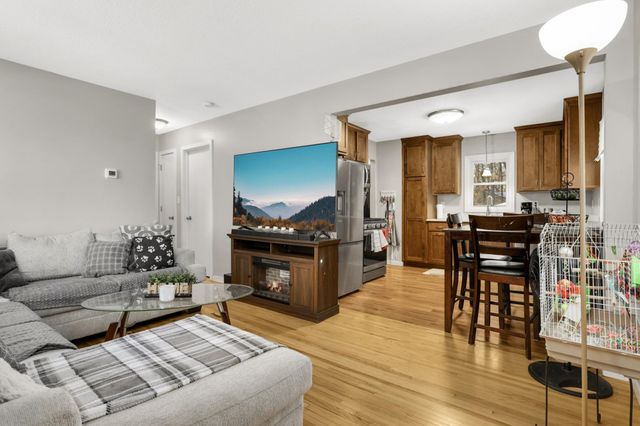 6513 Delaney Avenue, Inver Grove Heights, MN 55076