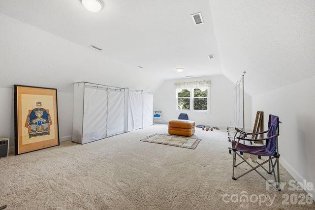 3121 Cove Loop Road, Hendersonville, NC 28739