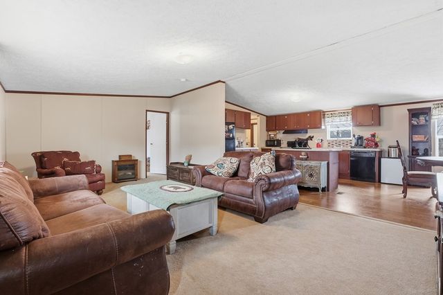 271 Country Meadows Ln, Cookeville, TN 38501