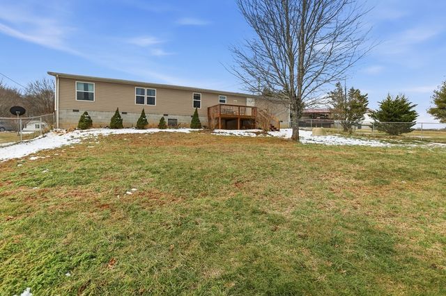271 Country Meadows Ln, Cookeville, TN 38501