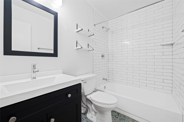 8245 NW 70th Street, Tamarac, FL 33321