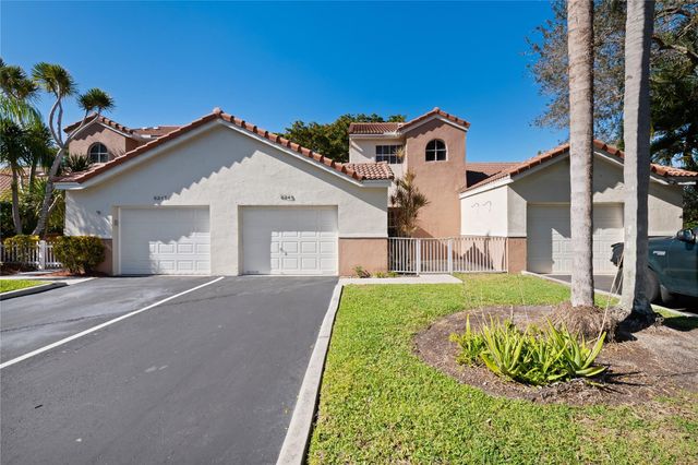 8245 NW 70th Street, Tamarac, FL 33321