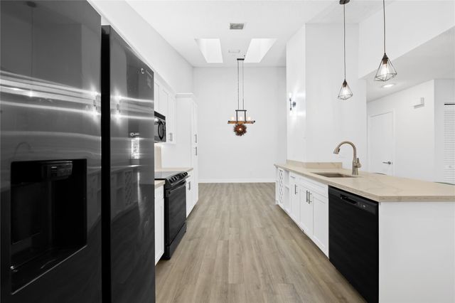 8245 NW 70th Street, Tamarac, FL 33321