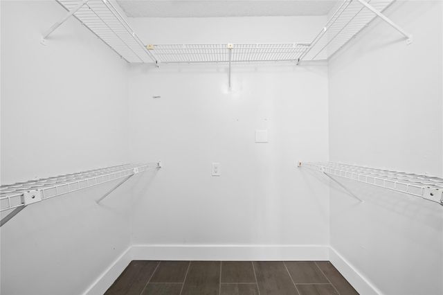 8245 NW 70th Street, Tamarac, FL 33321