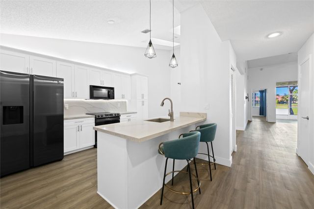 8245 NW 70th Street, Tamarac, FL 33321