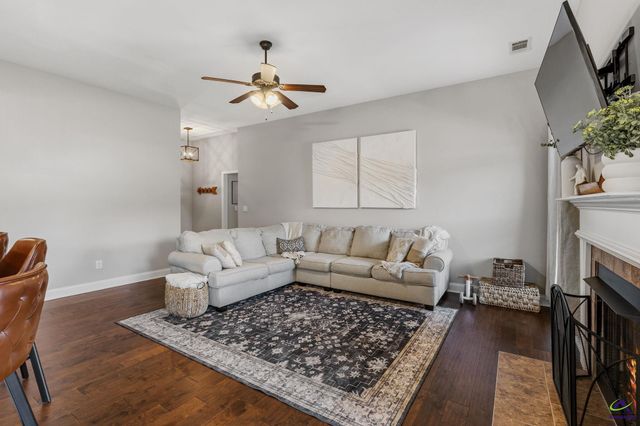 146 Hawks Ridge Trace, Byron, GA 31008