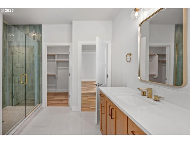 7733 Sw 42nd Ave, Portland, OR 97219