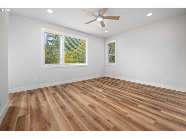 7733 Sw 42nd Ave, Portland, OR 97219