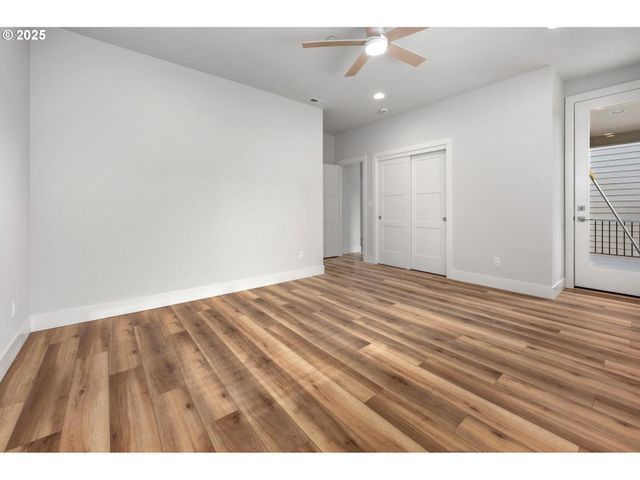 7733 Sw 42nd Ave, Portland, OR 97219