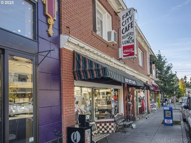 7733 Sw 42nd Ave, Portland, OR 97219