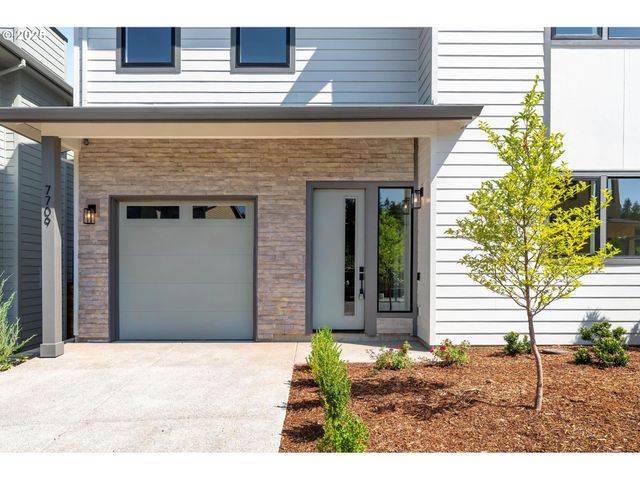 7733 Sw 42nd Ave, Portland, OR 97219