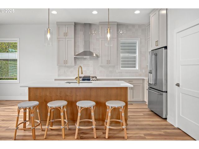 7733 Sw 42nd Ave, Portland, OR 97219