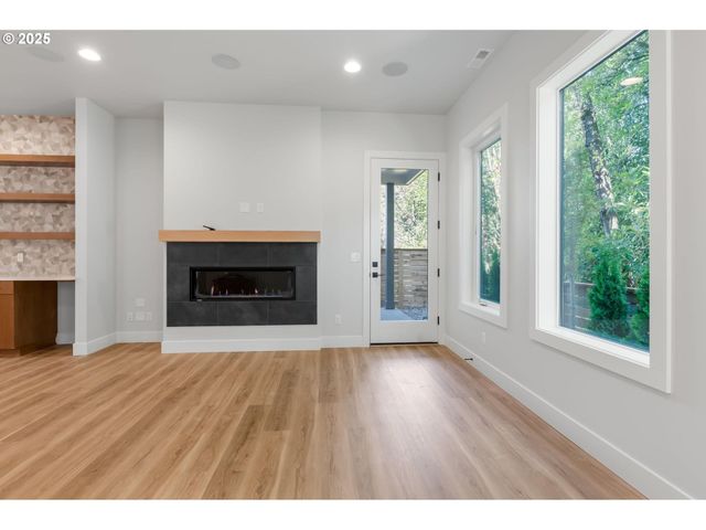 7733 Sw 42nd Ave, Portland, OR 97219