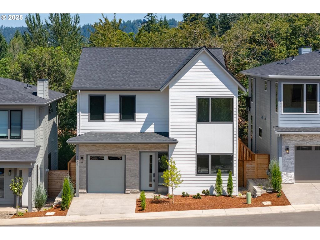 7733 Sw 42nd Ave, Portland, OR 97219