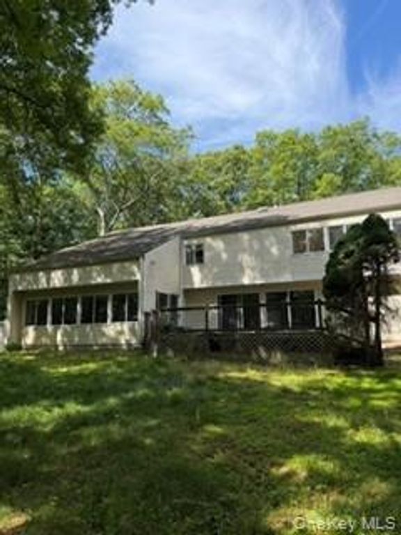 1117 Cedar Ridge Road, Oyster Bay, NY 11771