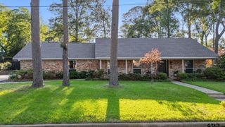 8229 Columbia Dr, Tyler, TX 75703