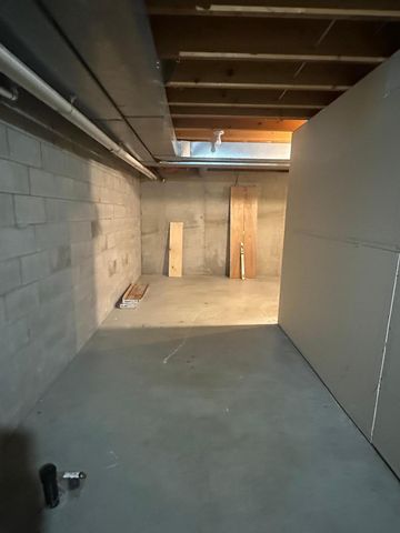 11036 Hanson Boulevard NW 20, Coon Rapids, MN 55433