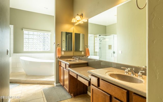 13423 N Regulation Drive, Oro Valley, AZ 85755