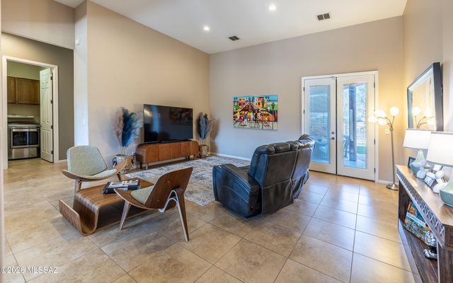 13423 N Regulation Drive, Oro Valley, AZ 85755