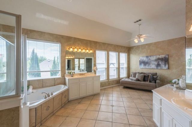 33 Misty Pond Drive, Frisco, TX 75034