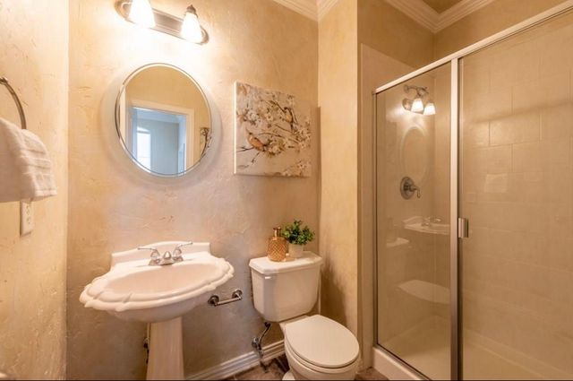 33 Misty Pond Drive, Frisco, TX 75034