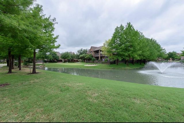 33 Misty Pond Drive, Frisco, TX 75034