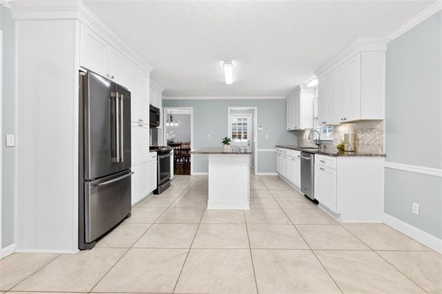 291 Shore Drive, Suwanee, GA 30024