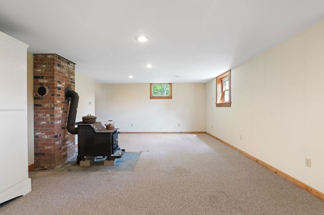 366 Hague Road, Dummerston, VT 05301