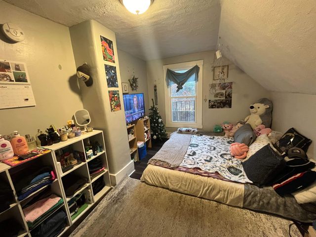 261 Union Avenue, Laconia, NH 03264
