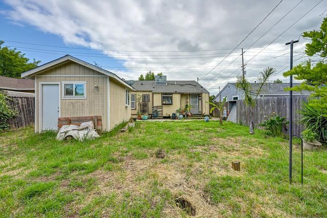 1013 Frienza Ave, Sacramento, CA 95815